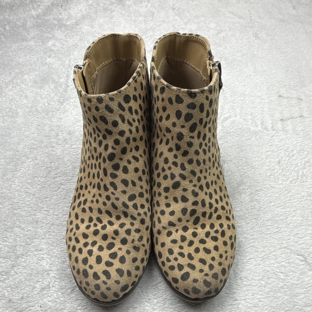 Cat & Jack Beige/Black Animal Print Ankle Bootie Almond Toe Zip Women's 2M